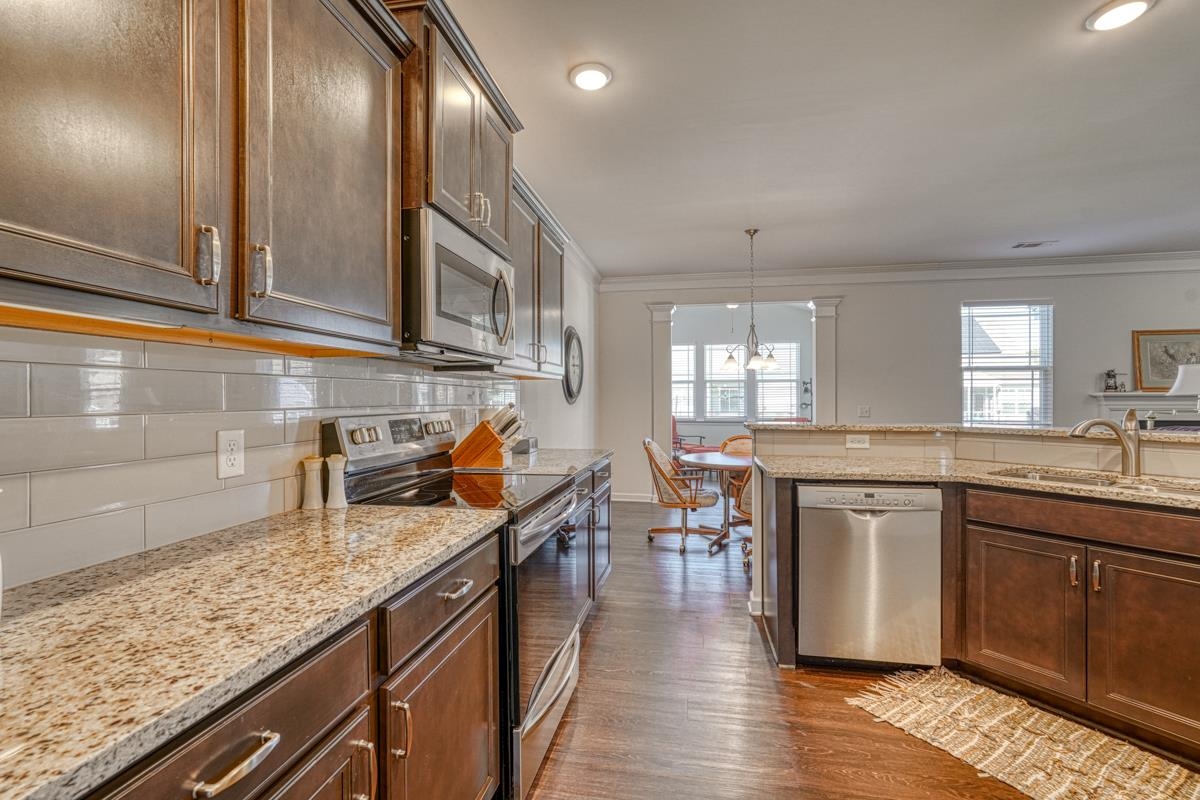 220 Nearmeadows Way Simpsonville, SC 29681 - Photo 17 of 50