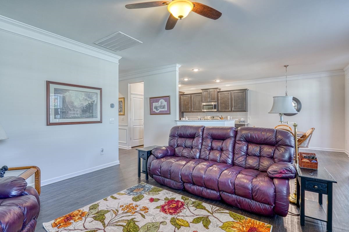 220 Nearmeadows Way Simpsonville, SC 29681 - Photo 9 of 50