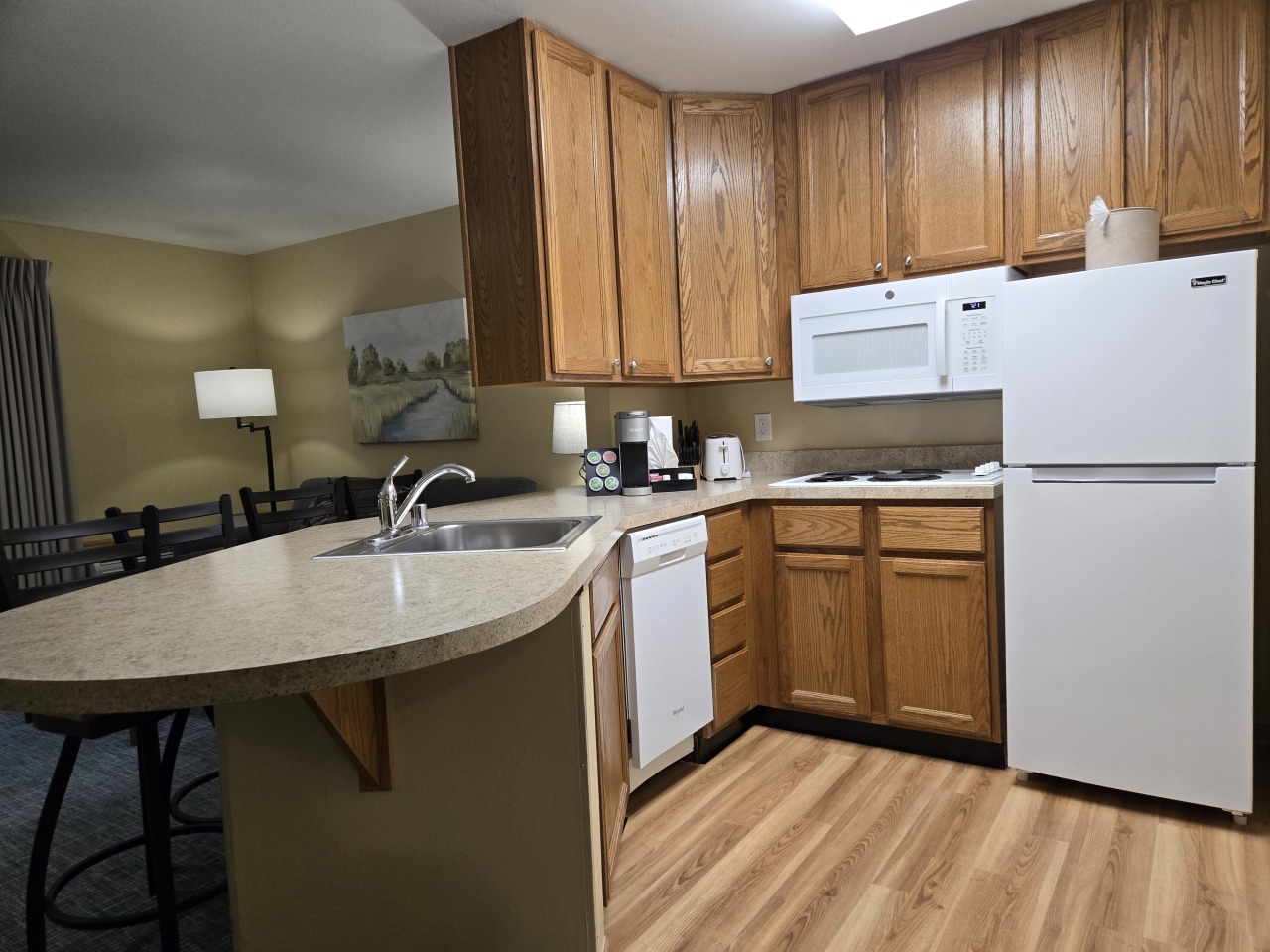 111 Center Street, Unit 355 Lake Geneva, WI 53147 - Photo 11 of 47 Fully Equipped Kitchen