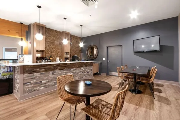$189,500 | 111 Center Street, Unit 355, Lake Geneva, WI 53147