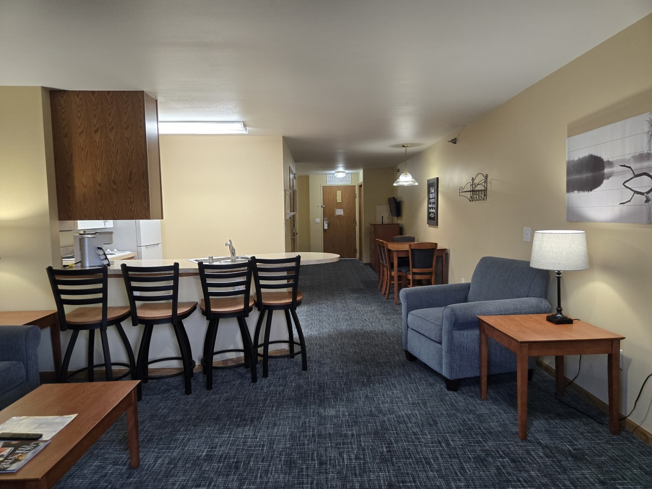 111 Center Street, Unit 355 Lake Geneva, WI 53147 - Photo 7 of 47 Furnished, everything included