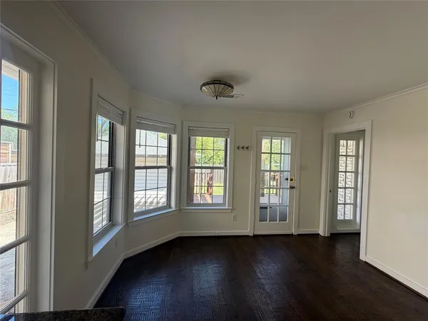 $4,095 | 6609 Anita Street, Dallas, TX 75214