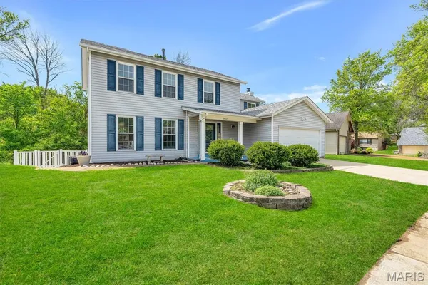$419,900 | 1912 Springtree Drive, Maryland Heights, MO 63043