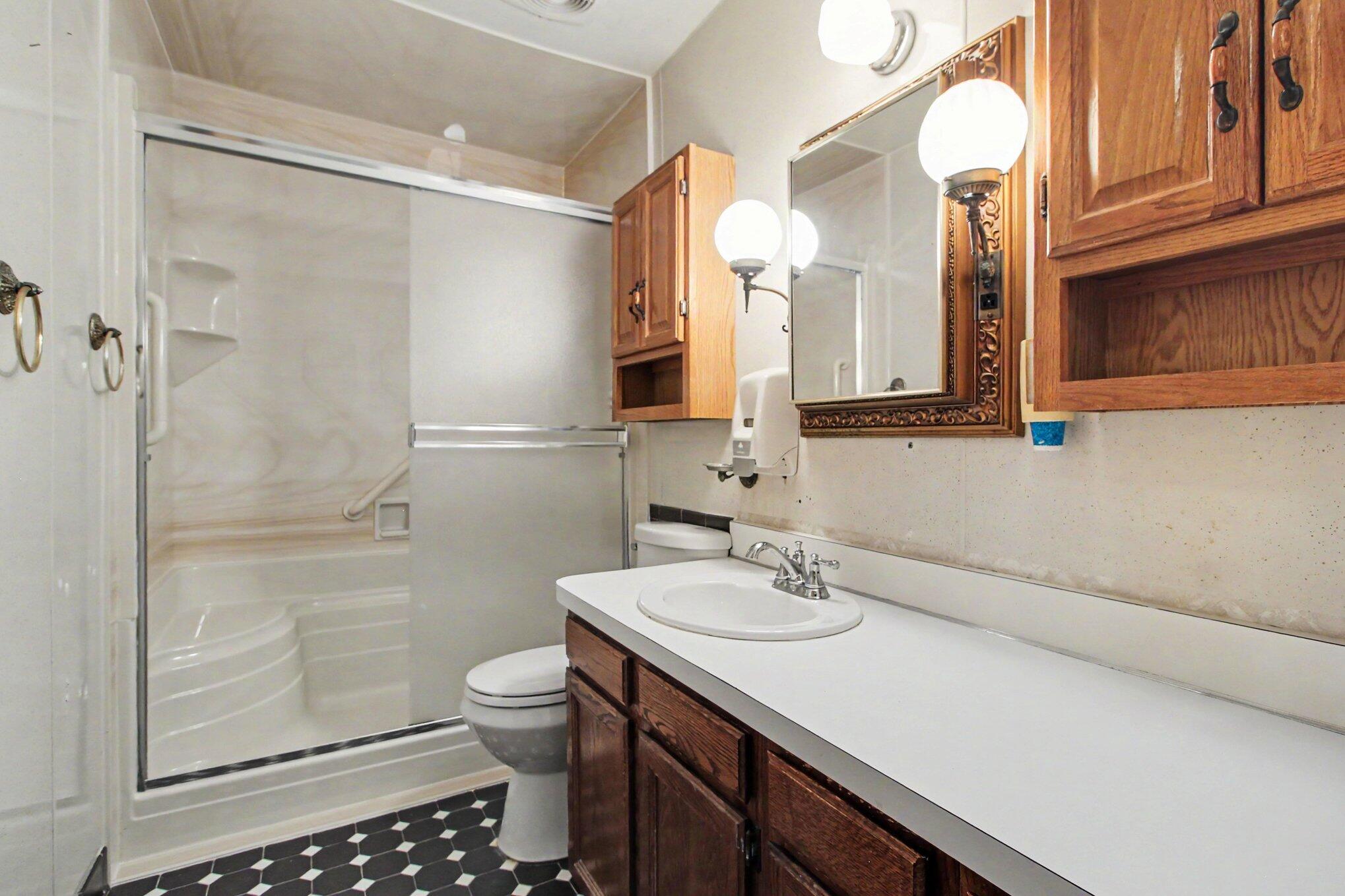 1711 Grove Road Ypsilanti, MI 48198 - Photo 21 of 28 019_file_7721