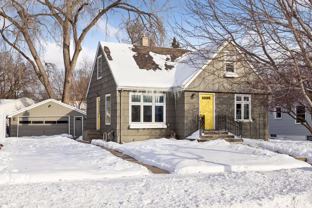 $399,900 | 1913 Morgan Avenue, St. Paul, MN 55116