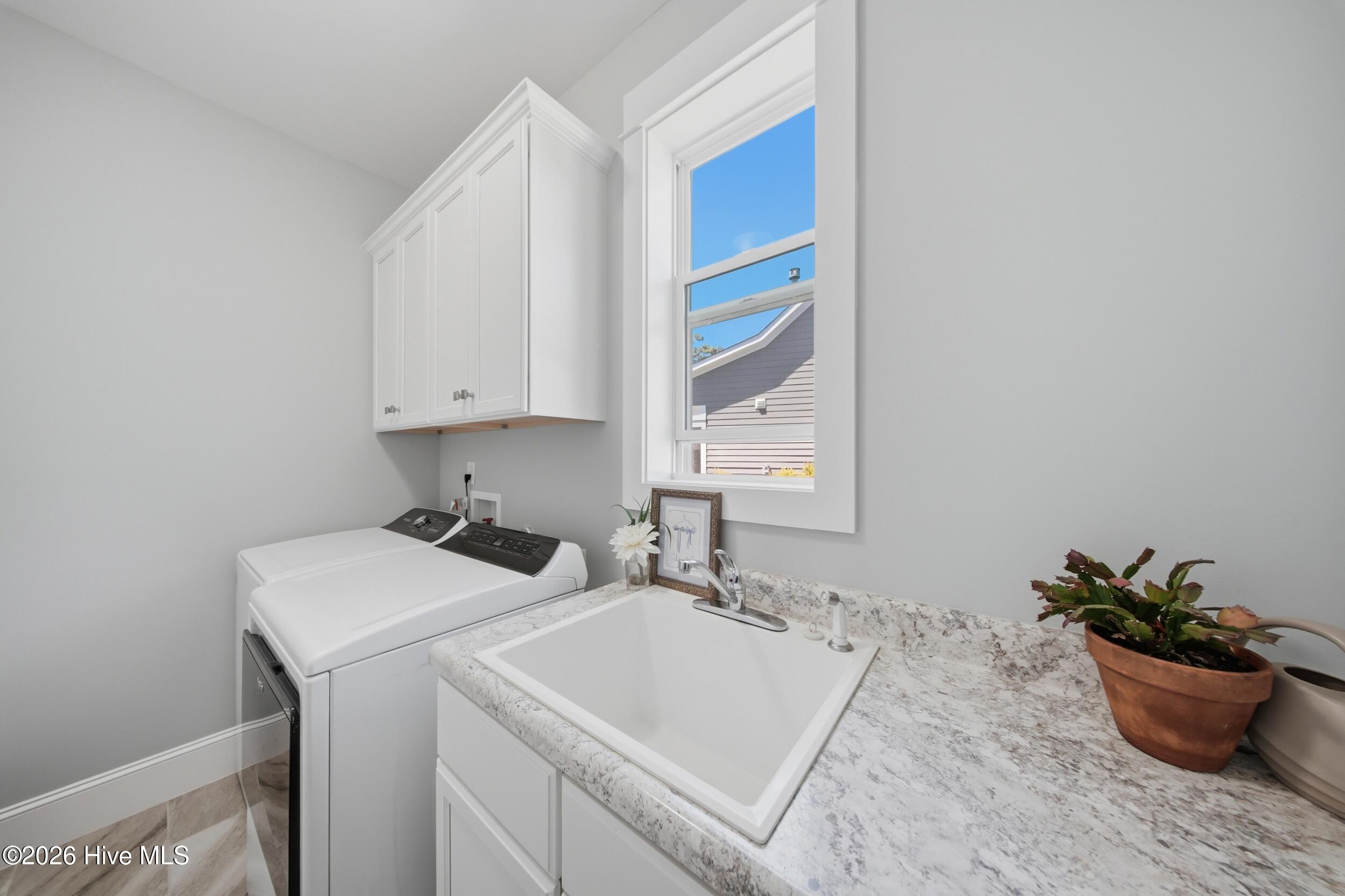 218 Summernights Way Holly Ridge, NC 28445 - Photo 59 of 101 58_laundry