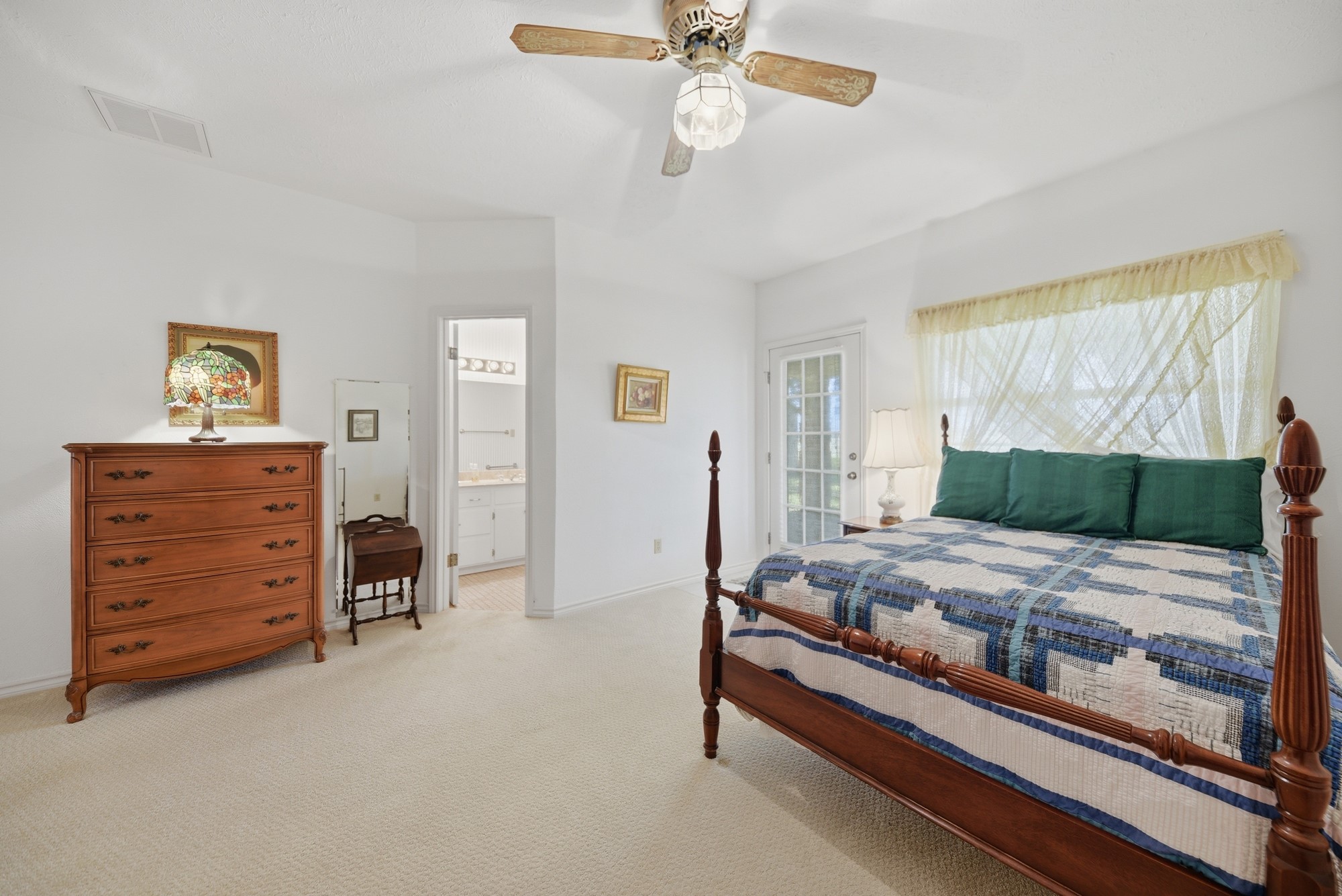 1552 Holub Road Schulenburg, TX 78956 - Photo 27 of 45 Bedroom 4 was designed as an office/bedroom.