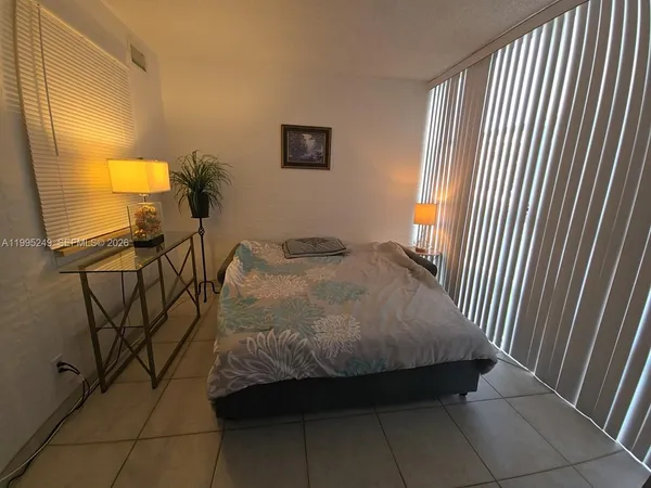 $2,250 | 601 Three Islands Boulevard, Unit 107, Hallandale Beach, FL 33009