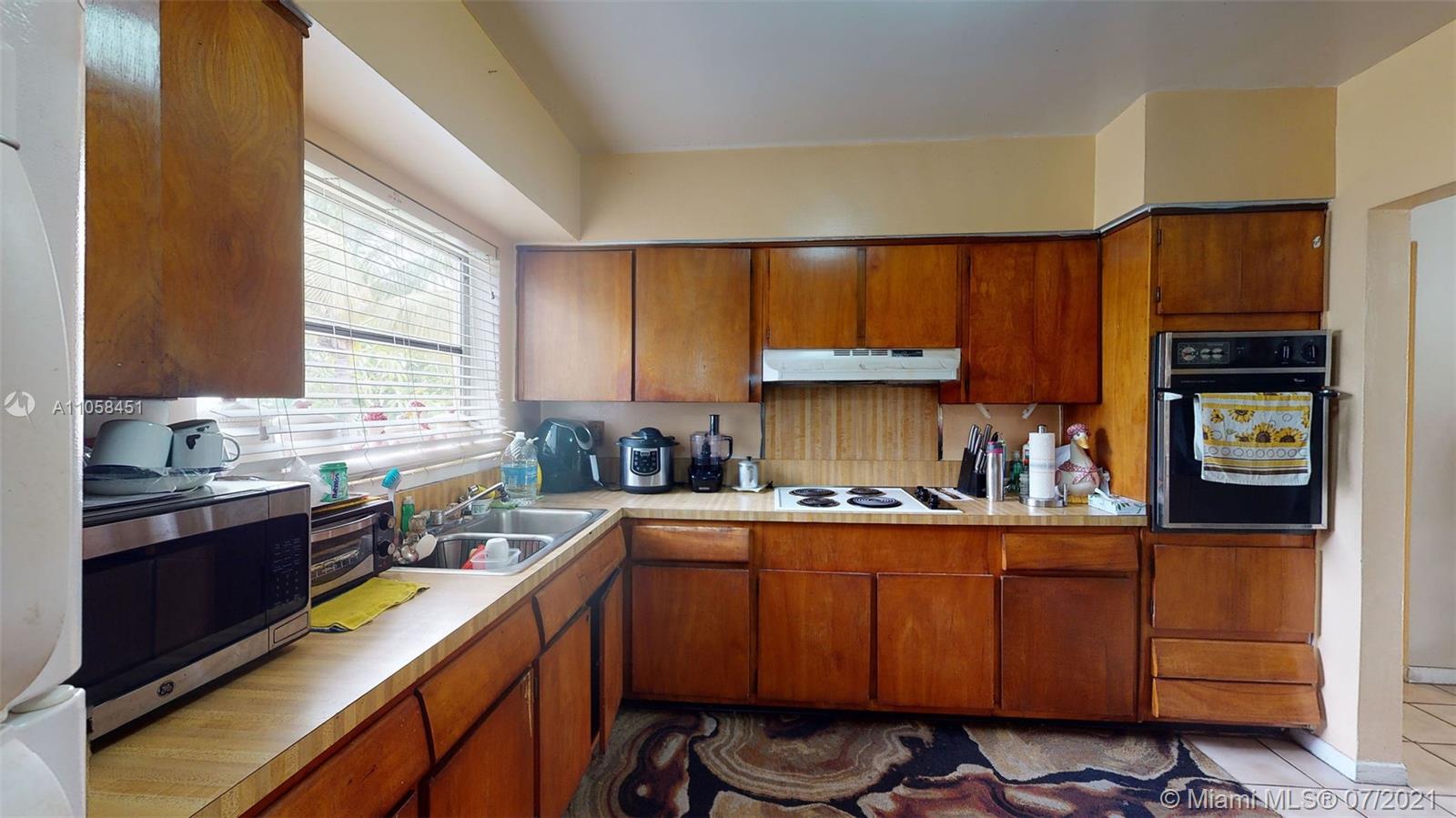 19441 Whispering Pines Road Cutler Bay, FL 33157 - Photo 13 of 29