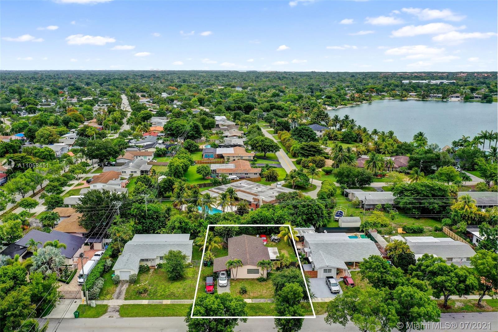 19441 Whispering Pines Road Cutler Bay, FL 33157 - Photo 3 of 29