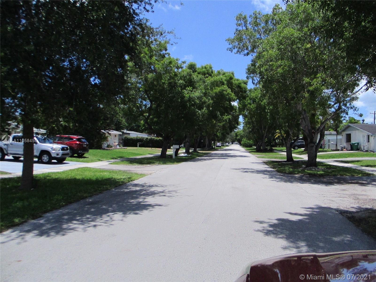 19441 Whispering Pines Road Cutler Bay, FL 33157 - Photo 22 of 29