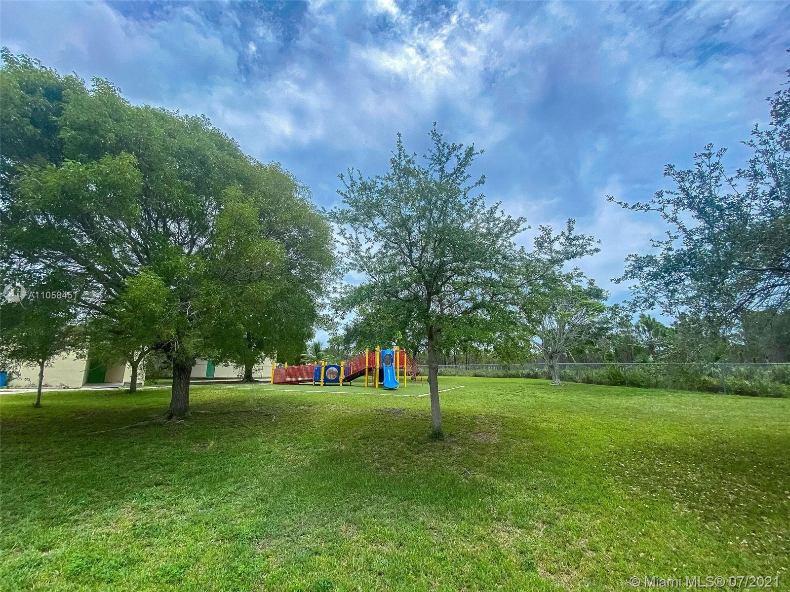 19441 Whispering Pines Road Cutler Bay, FL 33157 - Photo 23 of 29