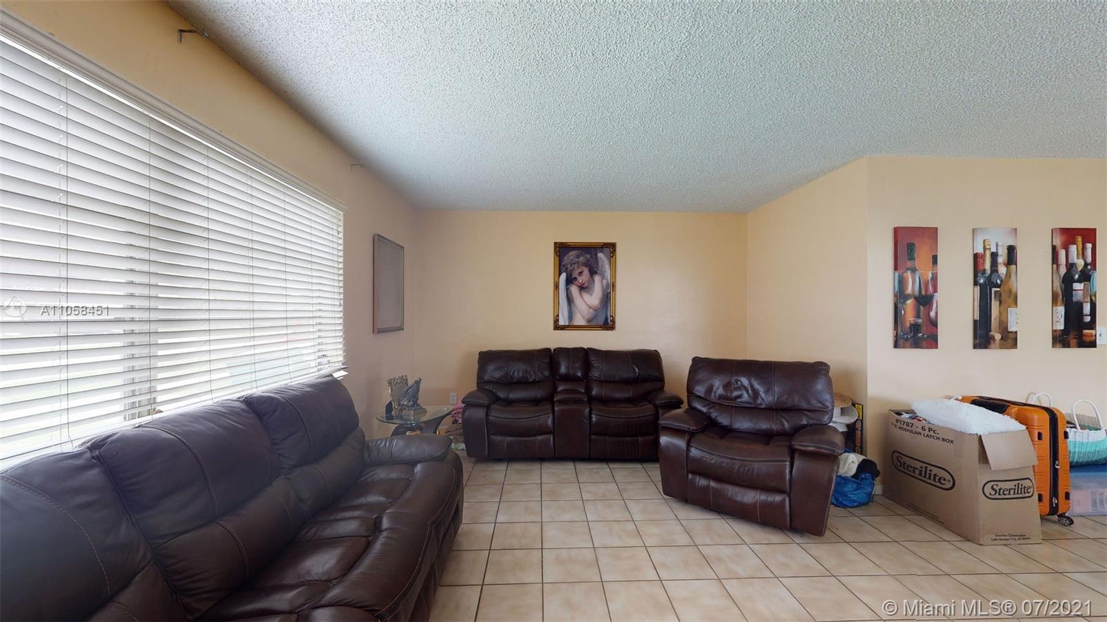 19441 Whispering Pines Road Cutler Bay, FL 33157 - Photo 8 of 29