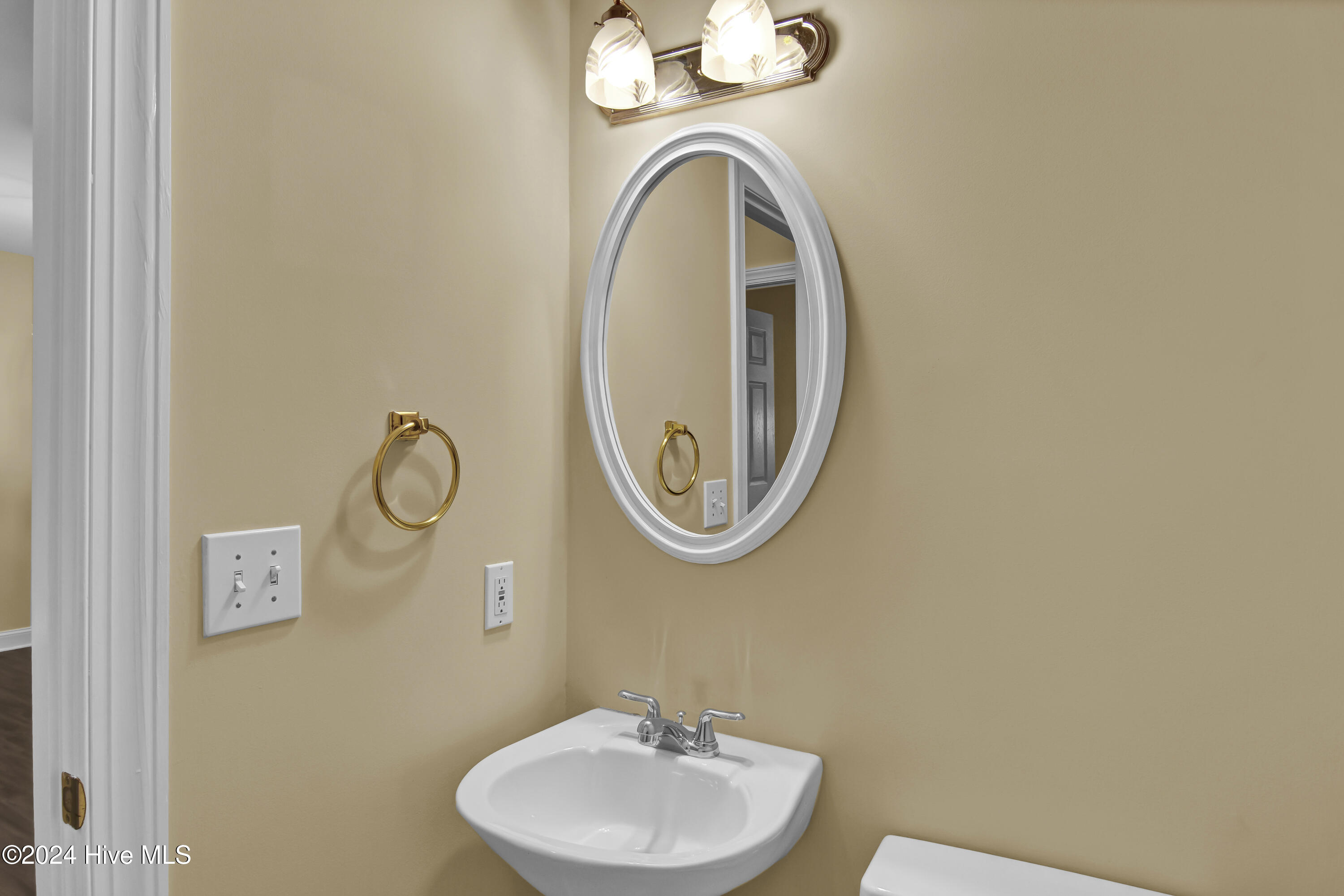 233 Racine Drive, Unit 37 Wilmington, NC 28403 - Photo 13 of 28 DSC_3679