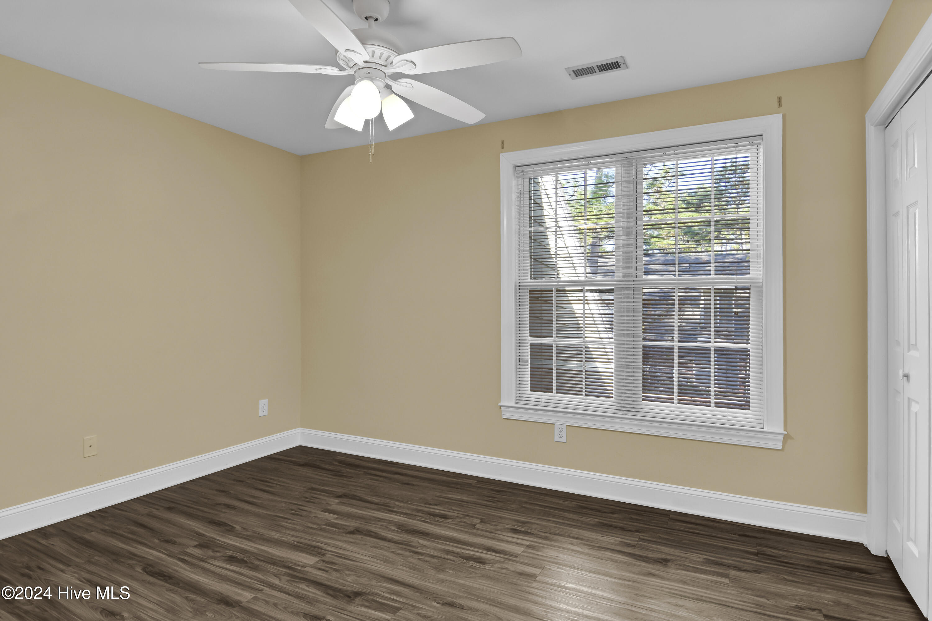 233 Racine Drive, Unit 37 Wilmington, NC 28403 - Photo 20 of 28 DSC_3744