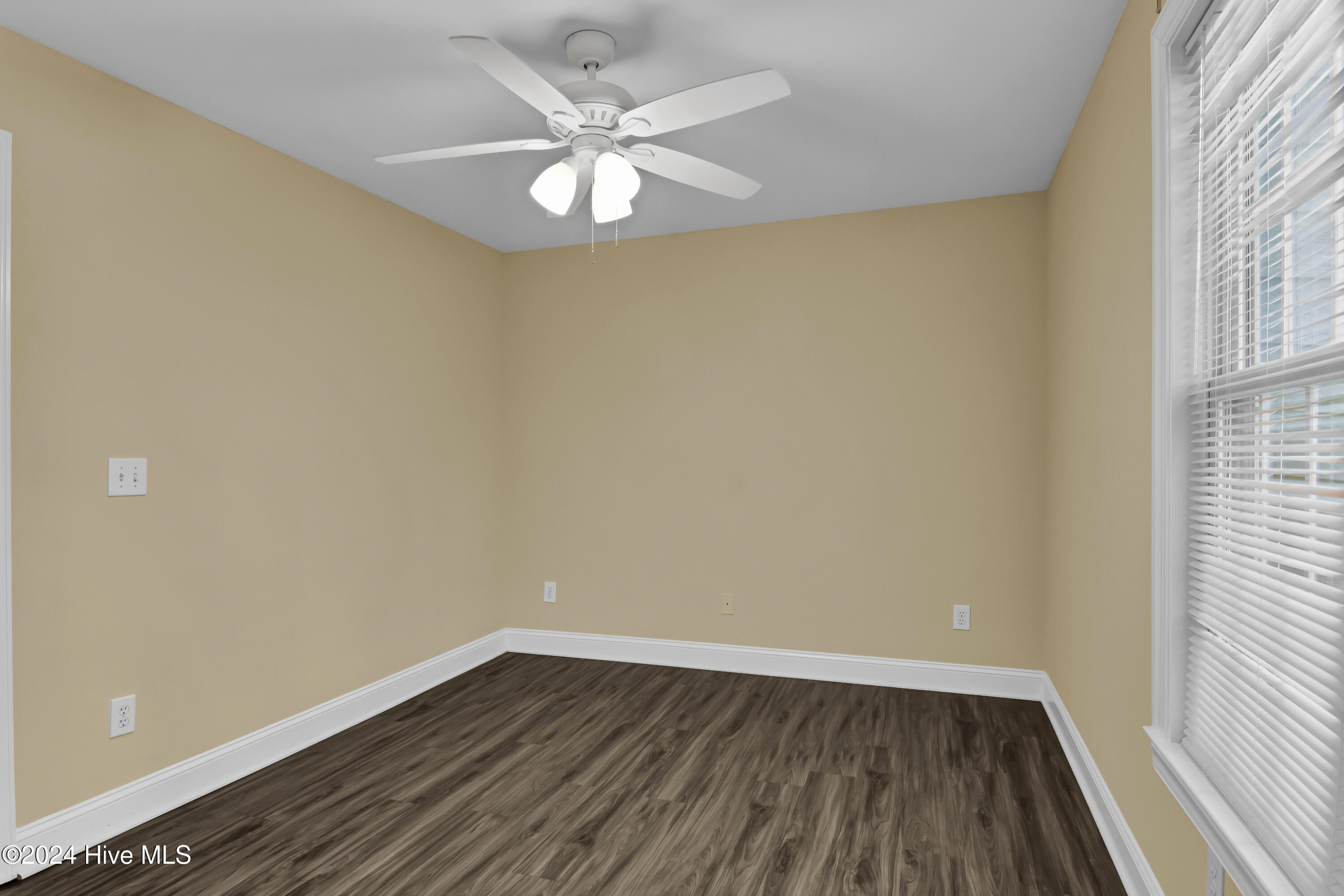 233 Racine Drive, Unit 37 Wilmington, NC 28403 - Photo 22 of 28 DSC_3754