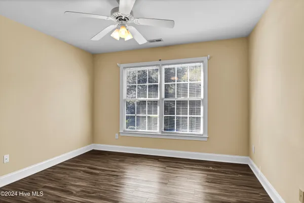 $2,100 | 233 Racine Drive, Unit 37, Wilmington, NC 28403