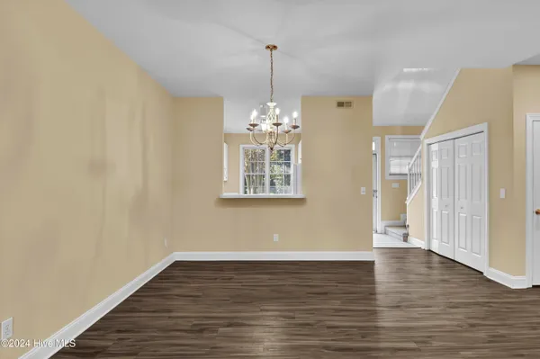 $2,100 | 233 Racine Drive, Unit 37, Wilmington, NC 28403