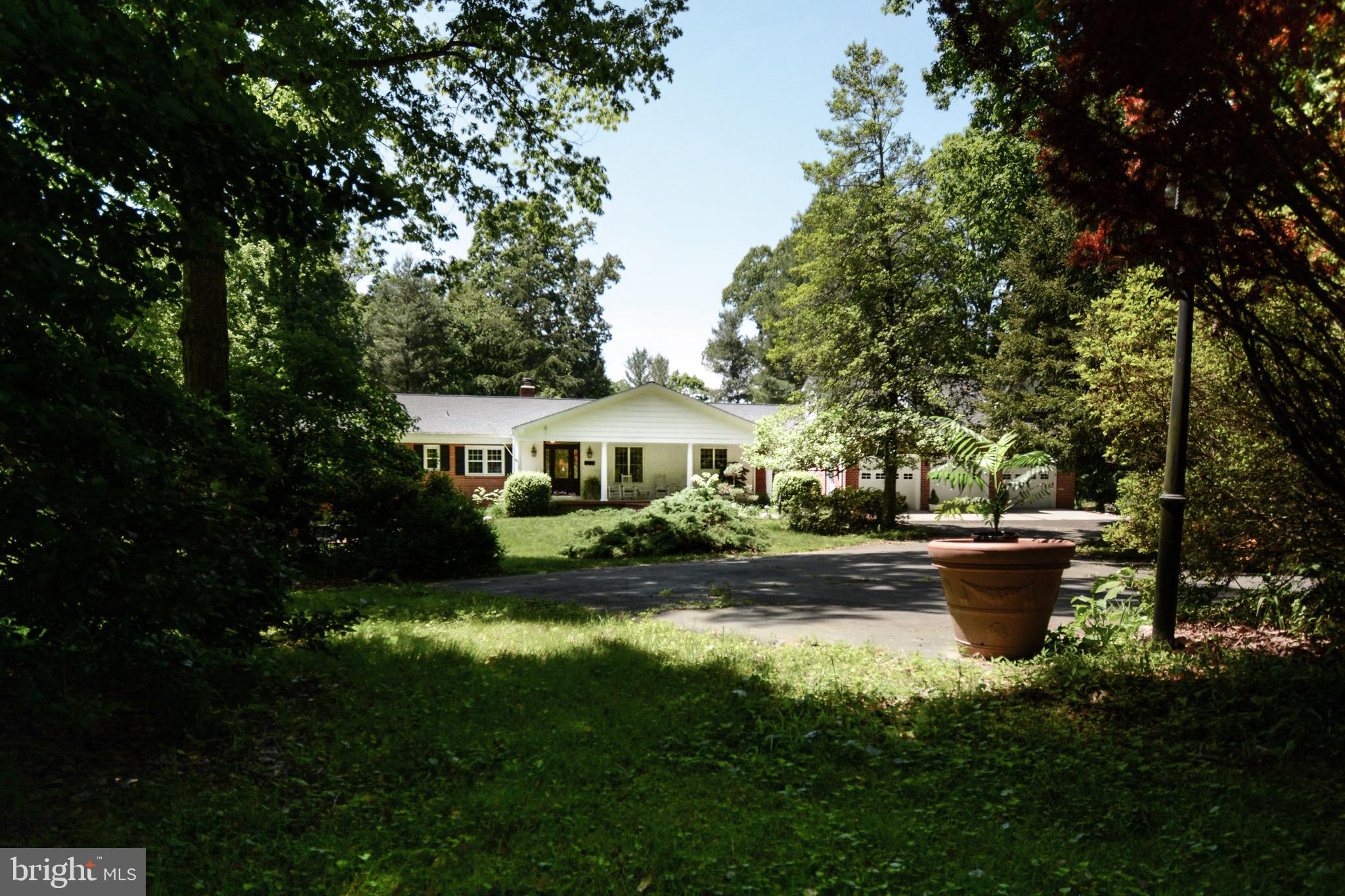 6500 Stallion Road Clifton, VA 20124 - Photo 5 of 66 Gallery Image 5