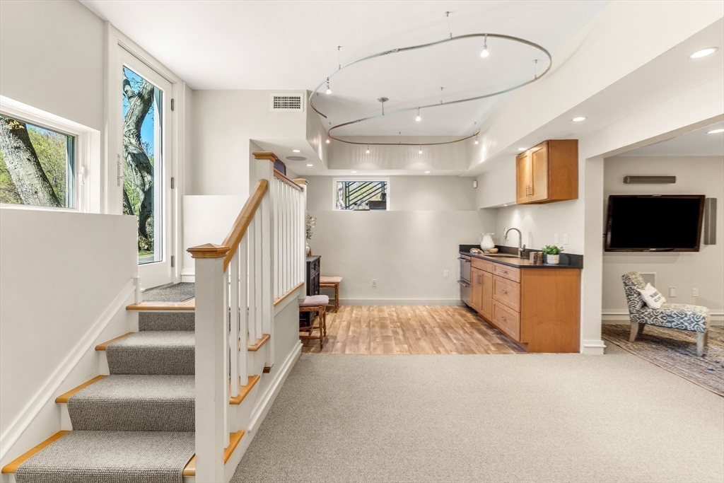 55 Stony Brook Road Marblehead, MA 01945 - Photo 35 of 41