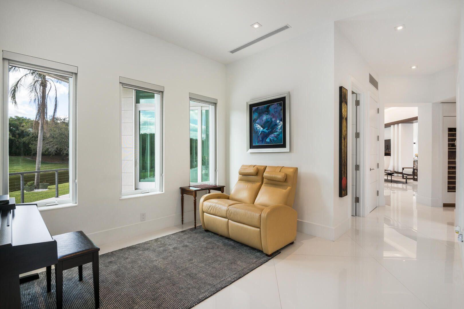 17106 Avenue Le Rivage Boca Raton, FL 33496 - Photo 39 of 76 Sitting Area