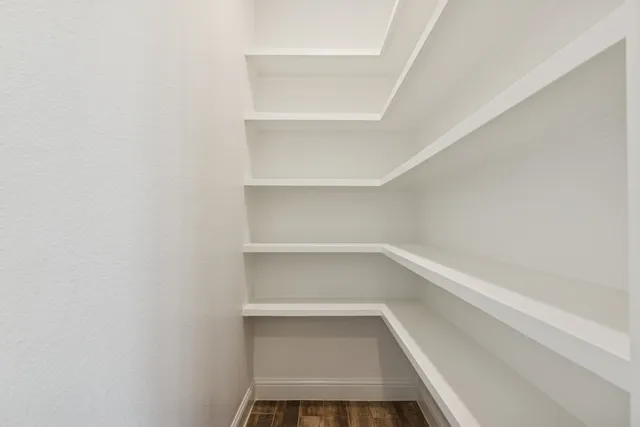 $2,200 | 1610 Newgulf Drive, Boling, TX 77420