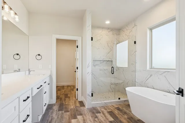 $2,200 | 1610 Newgulf Drive, Boling, TX 77420