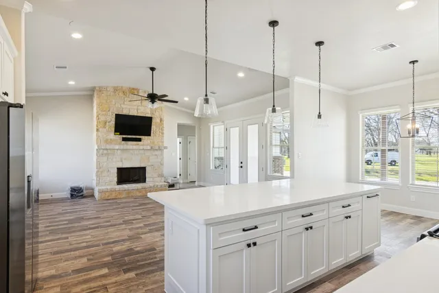 $2,200 | 1610 Newgulf Drive, Boling, TX 77420