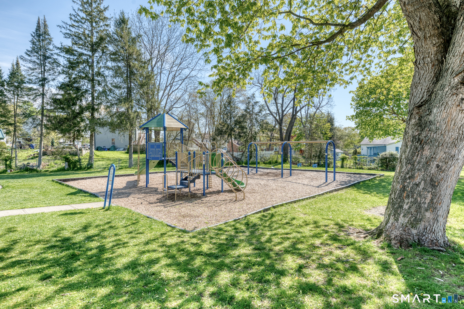 84 Jackson Street Torrington, CT 06790 - Photo 37 of 40 Playground