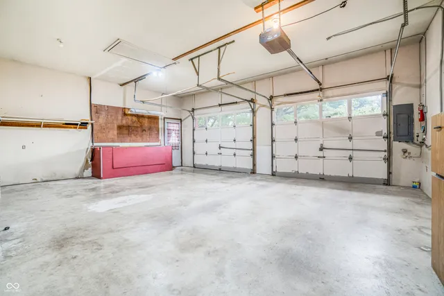 $550,000 | 3905 Little Hurricane Drive, Martinsville, IN 46151