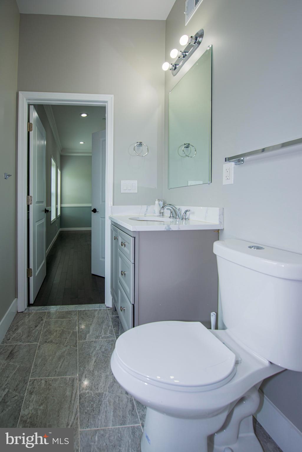 516 Riverside Road Baltimore, MD 21221 - Photo 19 of 59