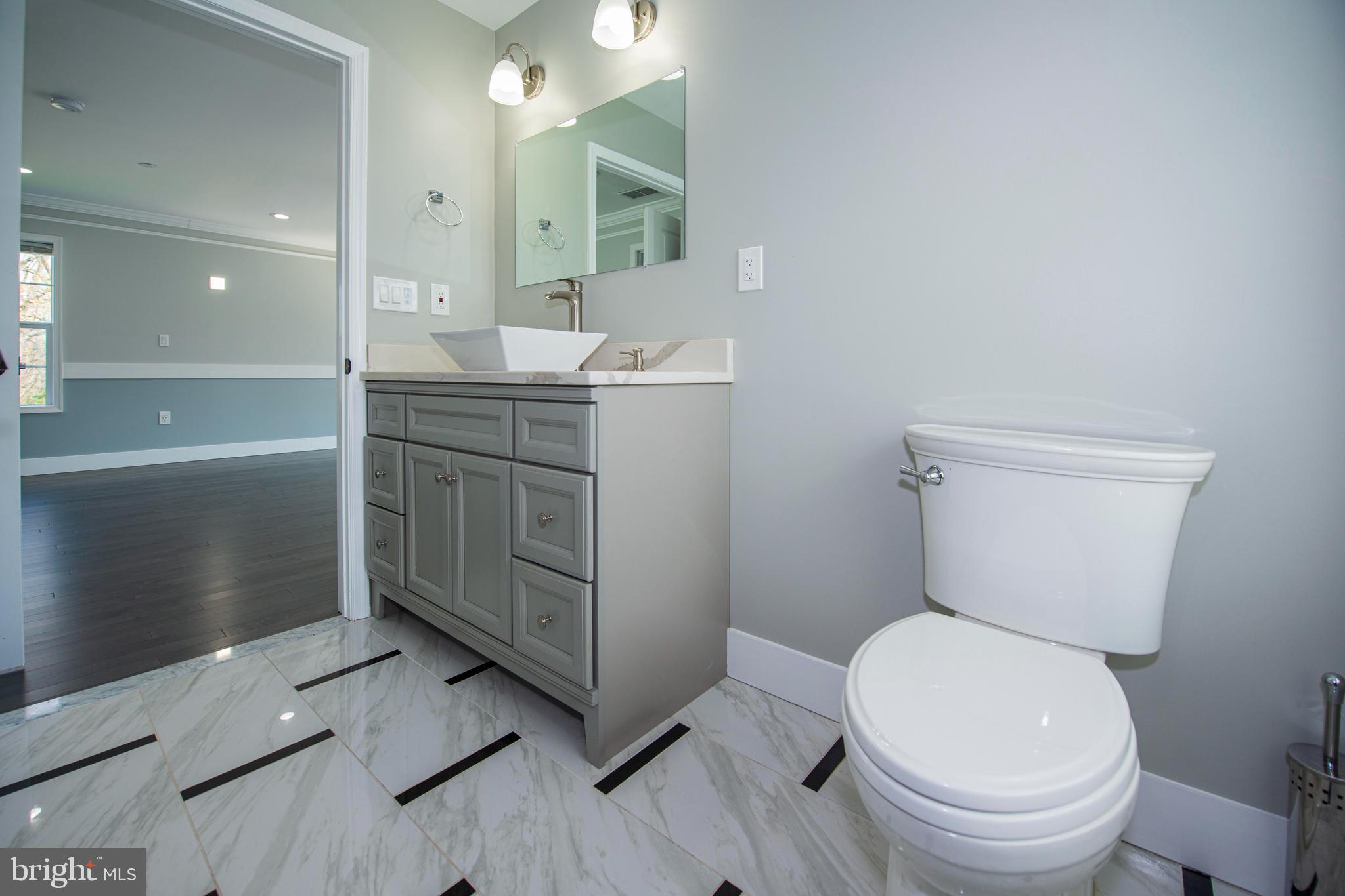 516 Riverside Road Baltimore, MD 21221 - Photo 33 of 59