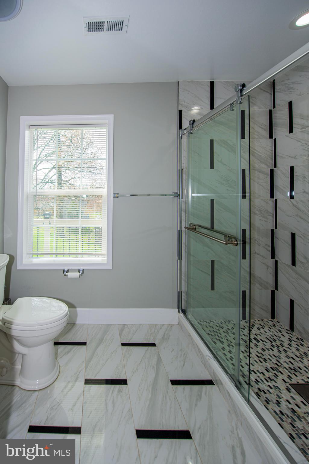516 Riverside Road Baltimore, MD 21221 - Photo 34 of 59