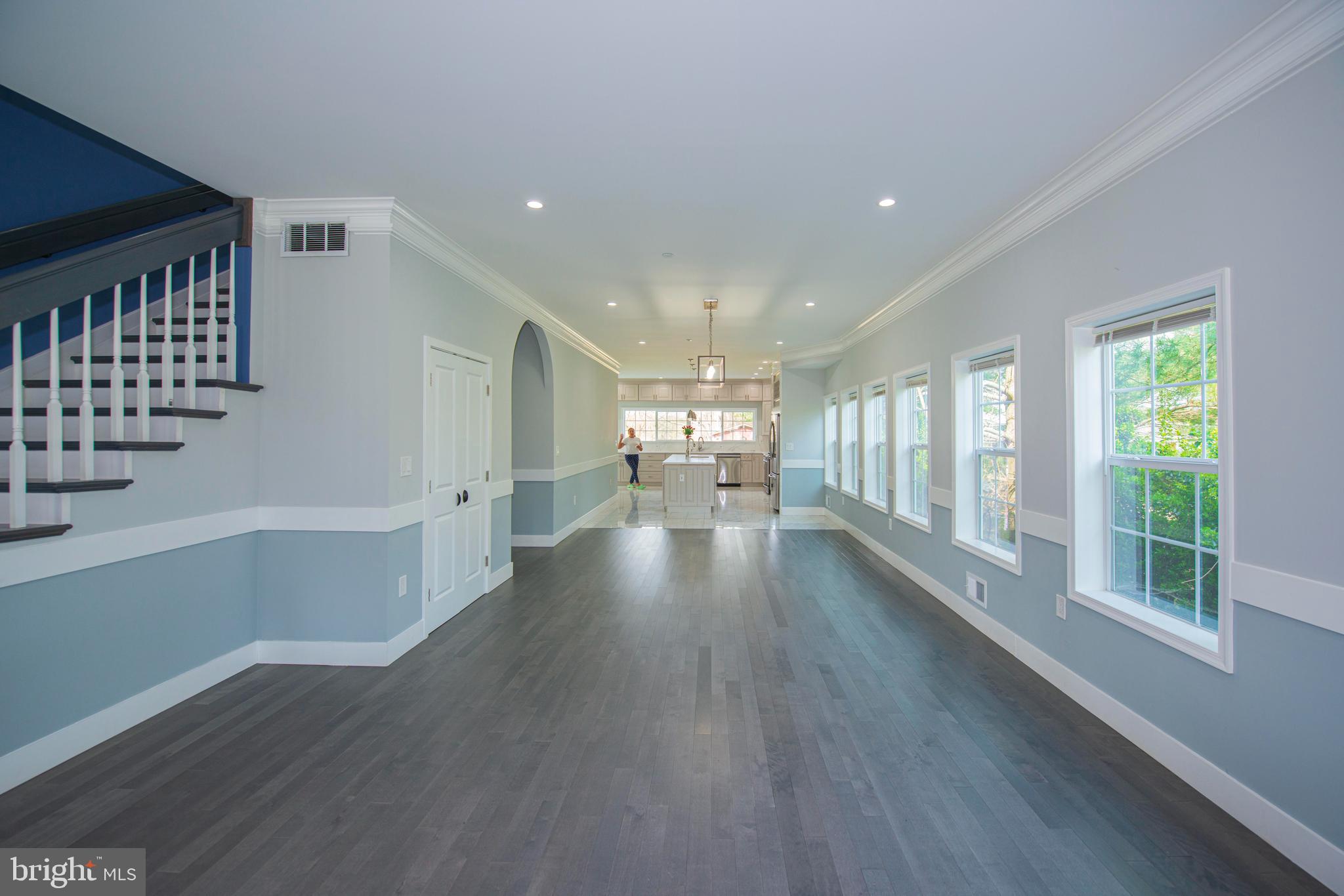 516 Riverside Road Baltimore, MD 21221 - Photo 7 of 59