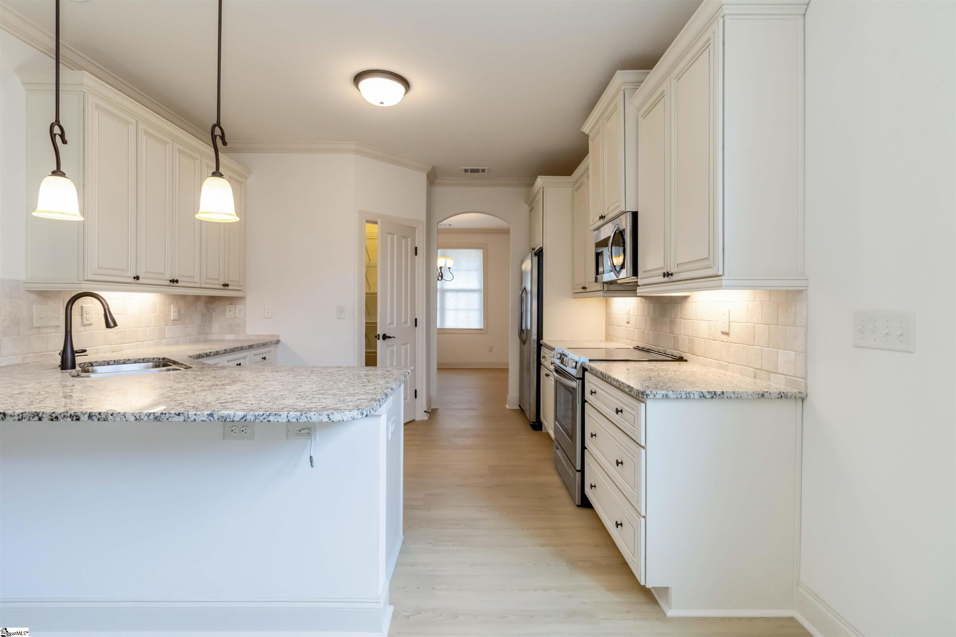 19 Cloverfield Drive Simpsonville, SC 29680 - Photo 16 of 37