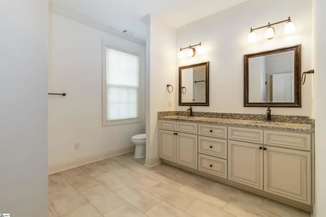 $444,700 | 19 Cloverfield Drive, Simpsonville, SC 29680