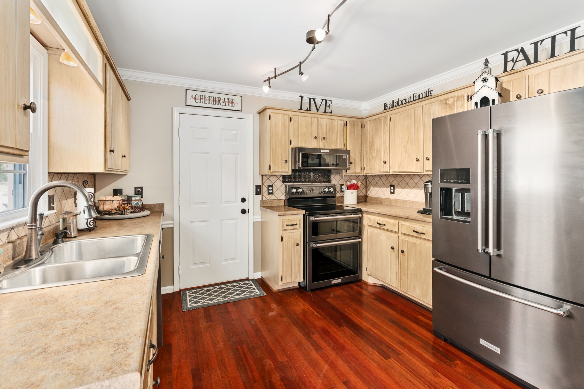 162 Fox Ridge Drive Murfreesboro, TN 37128 - Photo 4 of 42 Gallery Image 4