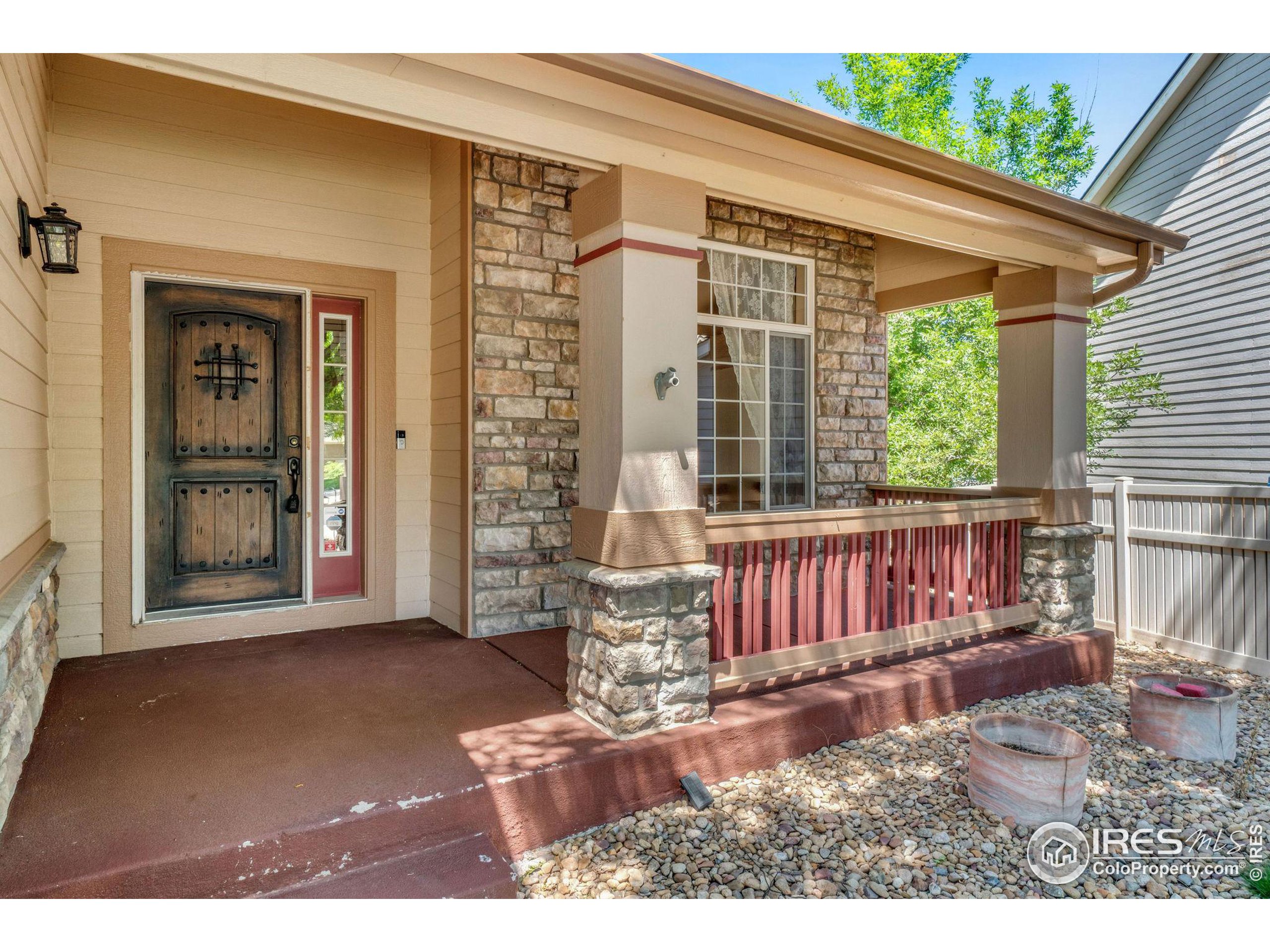 6512 Silverleaf Court Firestone, CO 80504 - Photo 3 of 29