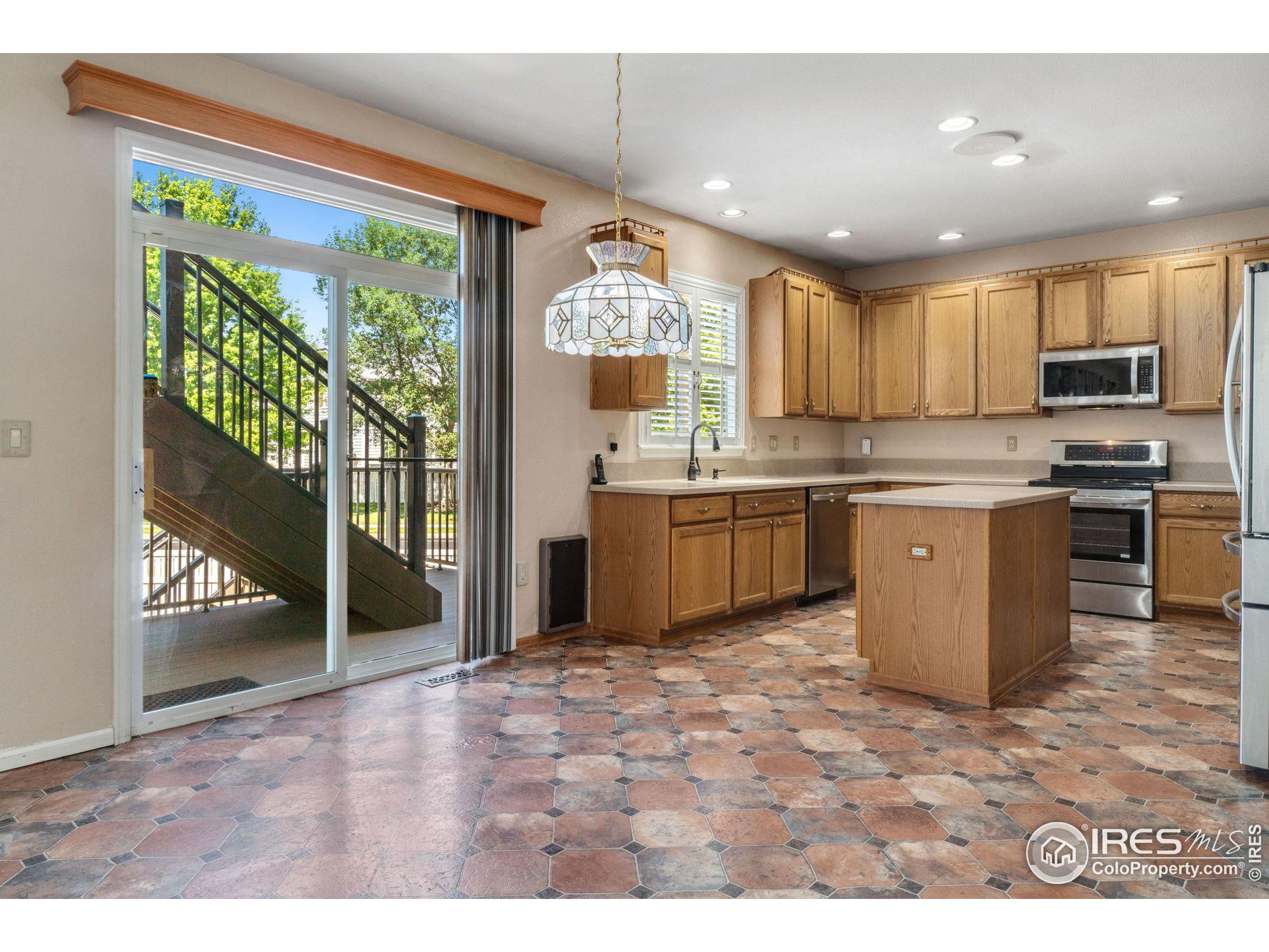 6512 Silverleaf Court Firestone, CO 80504 - Photo 10 of 29