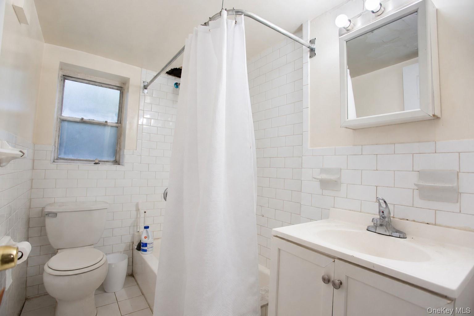 325 Shore Road, Unit C Long Beach, NY 11561 - Photo 6 of 16 Gallery Image 6