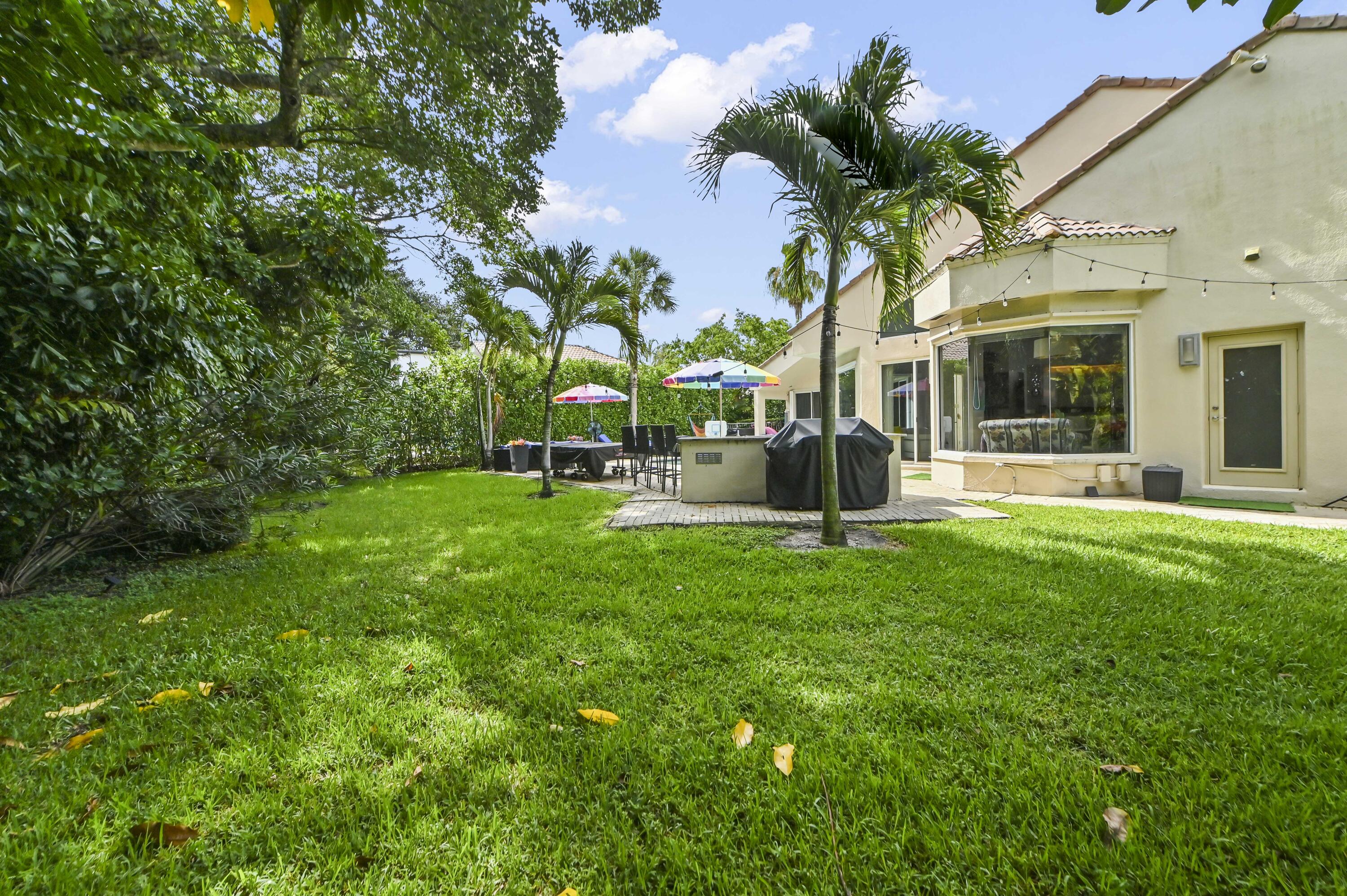 7165 Mariana Court Boca Raton, FL 33433 - Photo 39 of 47 48 Backyard 02