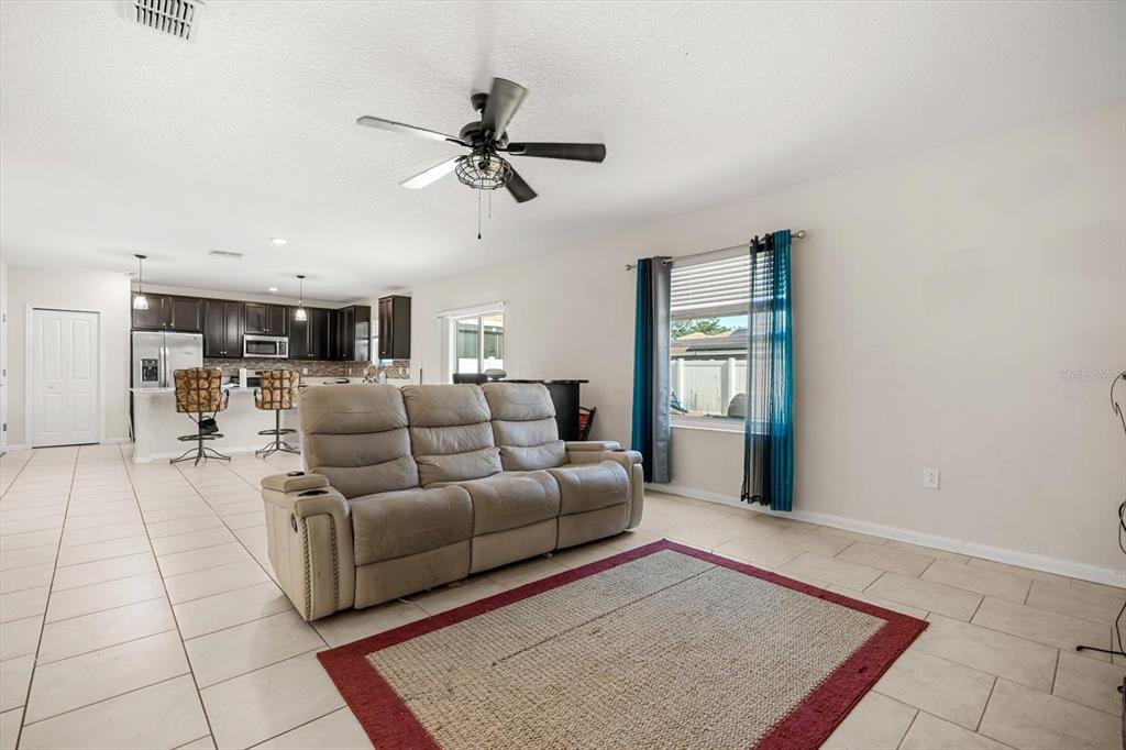 542 Patton Loop Bartow, FL 33830 - Photo 3 of 40