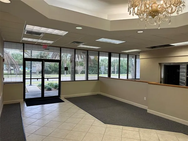 $15 | 2046 Bayshore Boulevard, Dunedin, FL 34698