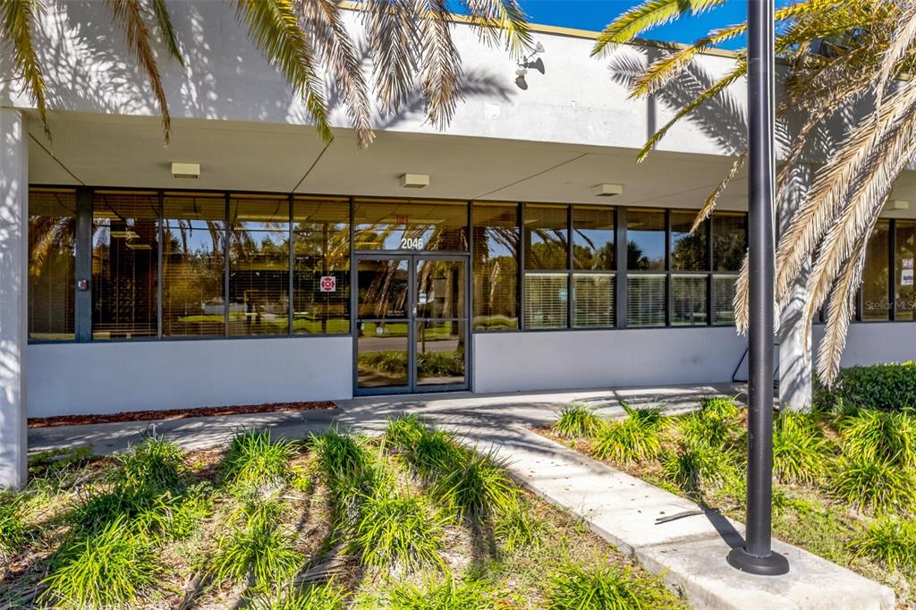 2046 Bayshore Boulevard Dunedin, FL 34698 - Photo 15 of 27