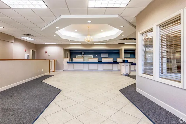 $15 | 2046 Bayshore Boulevard, Dunedin, FL 34698