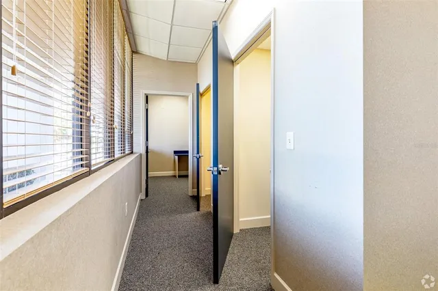 $15 | 2046 Bayshore Boulevard, Dunedin, FL 34698