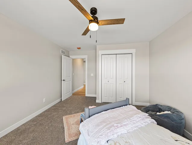 $595,000 | 1927 Parkside Drive, Sycamore, IL 60178