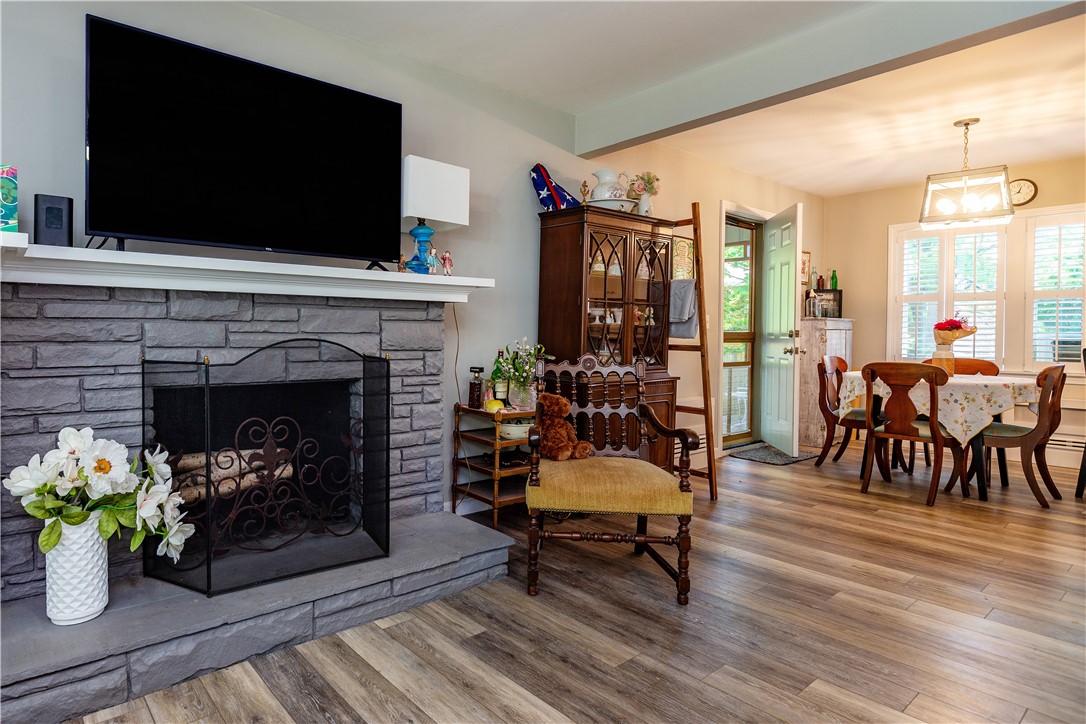 220 Alvin Street Warwick, RI 02886 - Photo 10 of 45