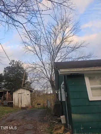 $94,700 | 160 Cherokee Drive, Gate City, VA 24251