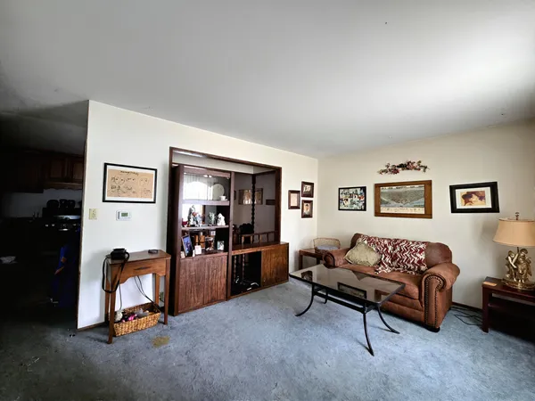 $129,900 | 1350 Springdale Drive, Clinton, IA 52732